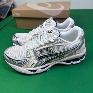 Asics White Silver & Navy Mesh Running Shoes